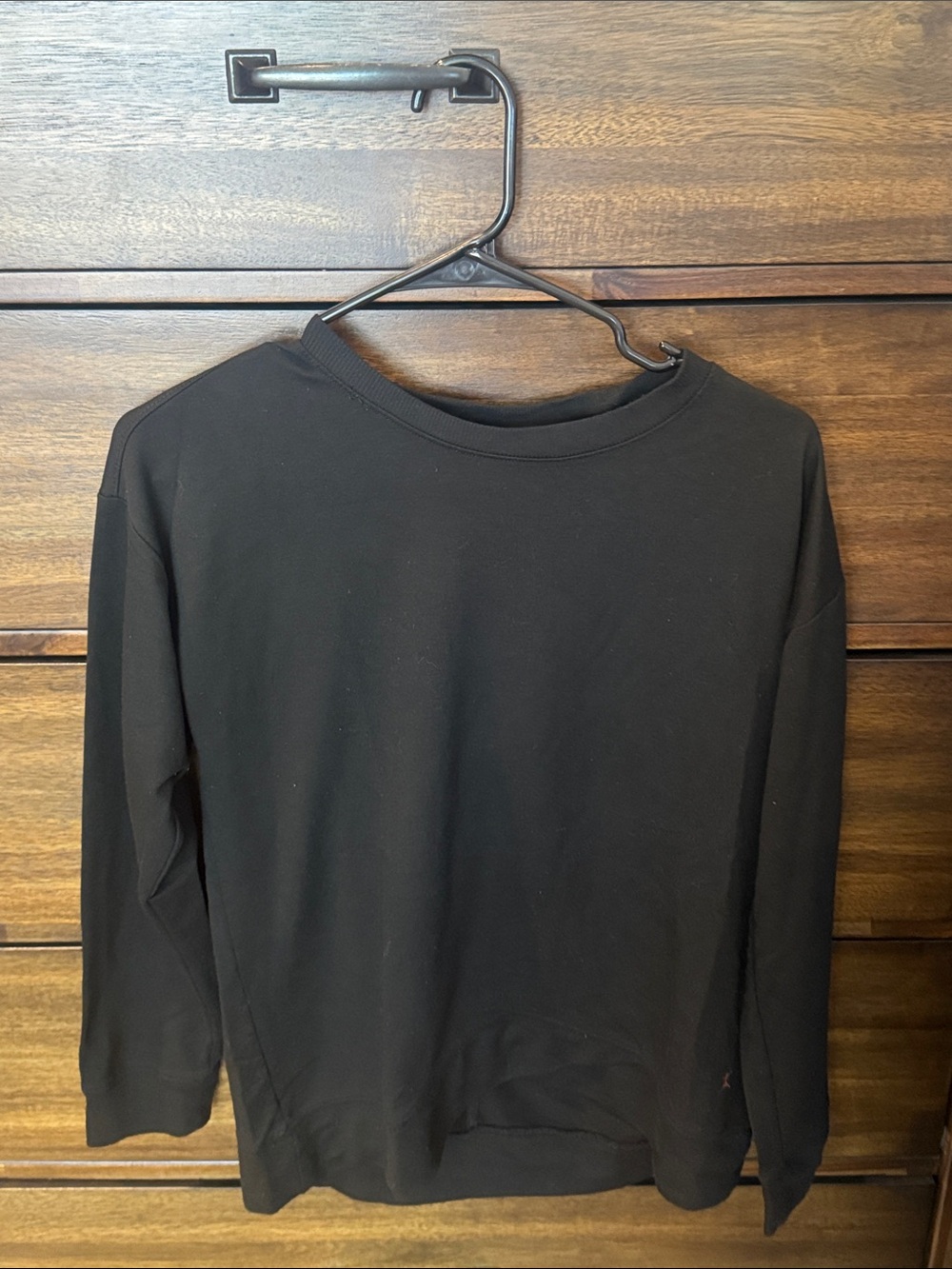 Danskin Black Long Sleeve Crewneck Top
